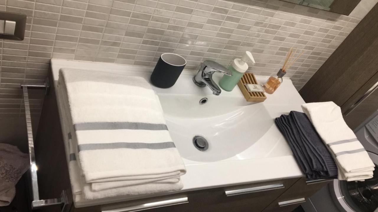 Wonderwall Apartment Специя Экстерьер фото